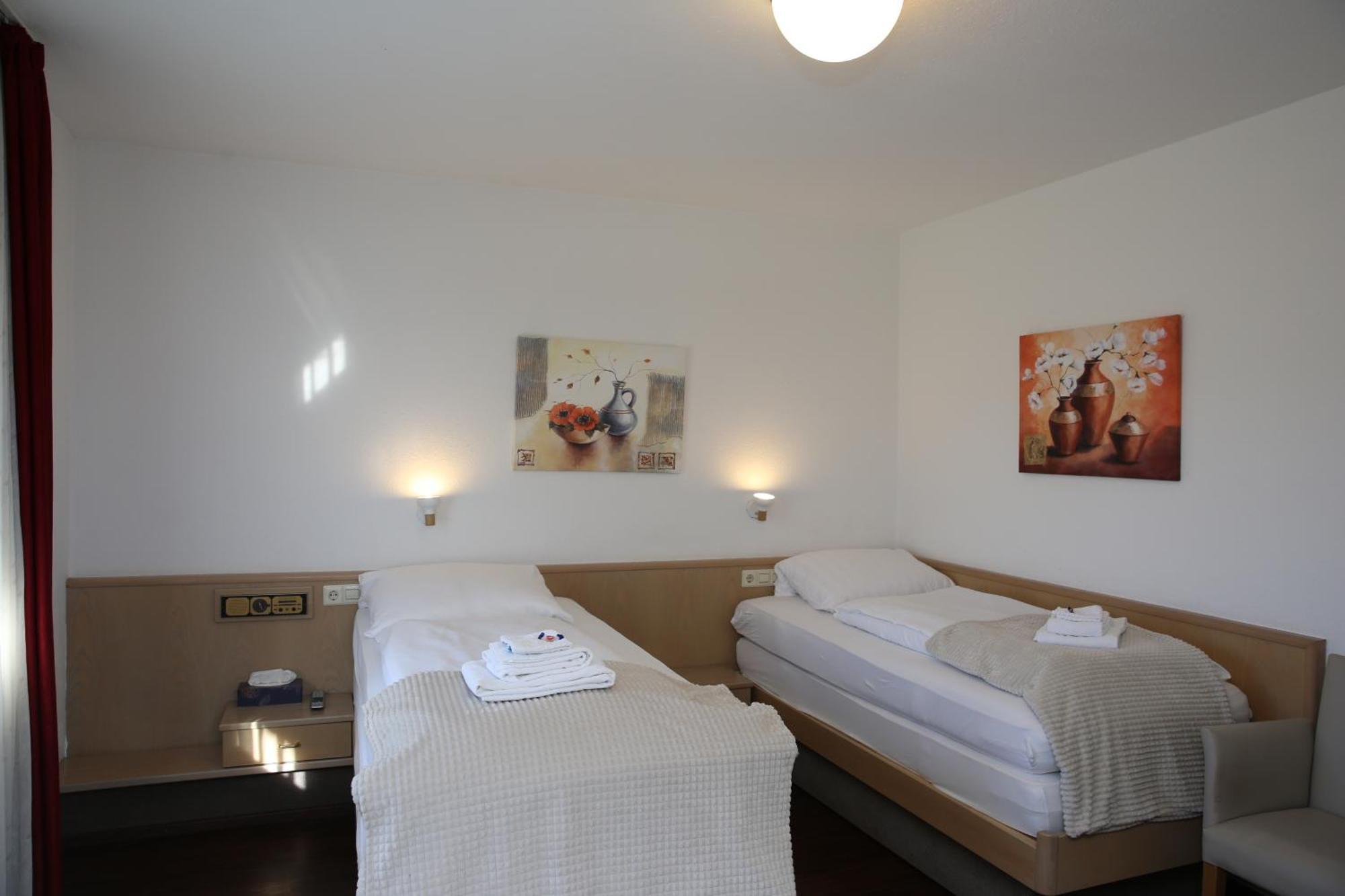 Hotel Garni Alte Post Schallbach Екстер'єр фото